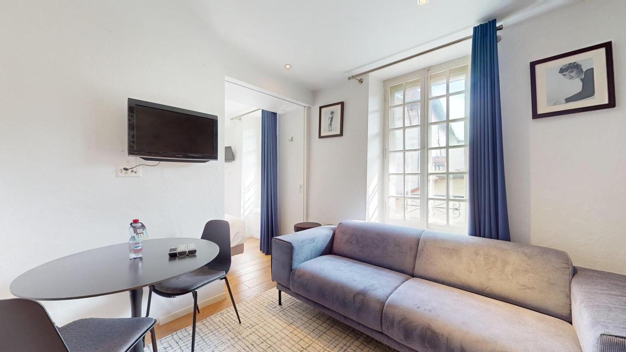 Charming Apartments In The Center Of Lutry Exterior foto
